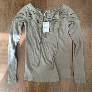 Free People L/S Knit Top. NWT.